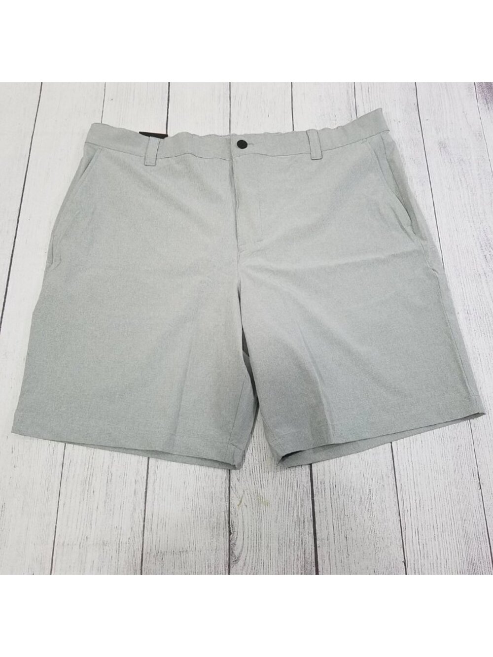 Banana Republic Comfort Flat Front Shorts Mens Size 42